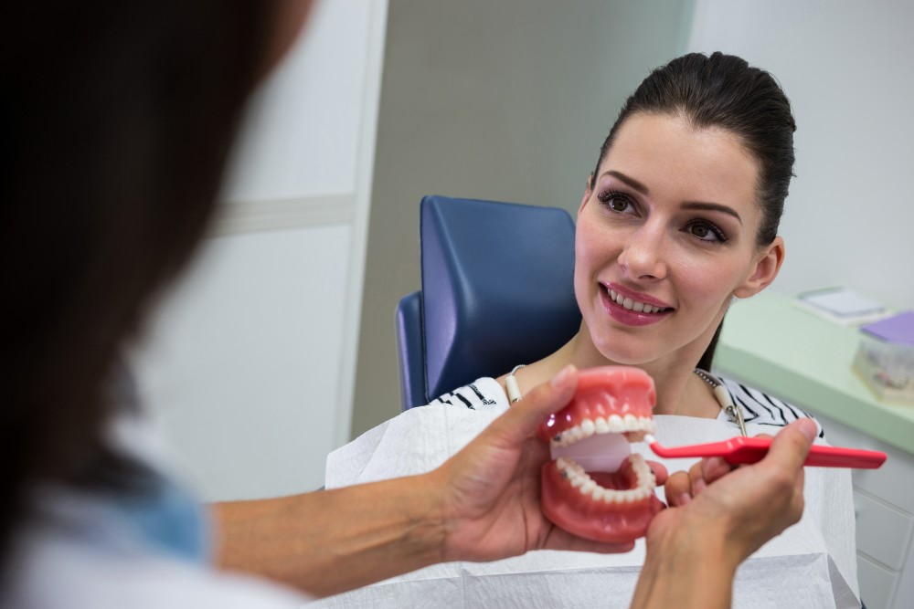 How to Choose the Right Dentist for Gum Disease Treatment in Lomita?